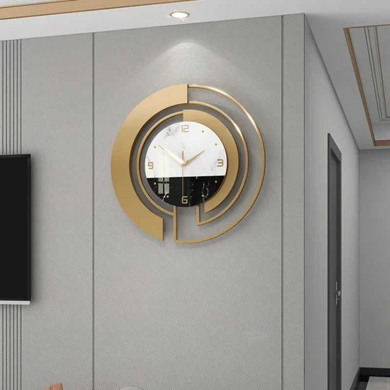 Light Luxury Wall Clock